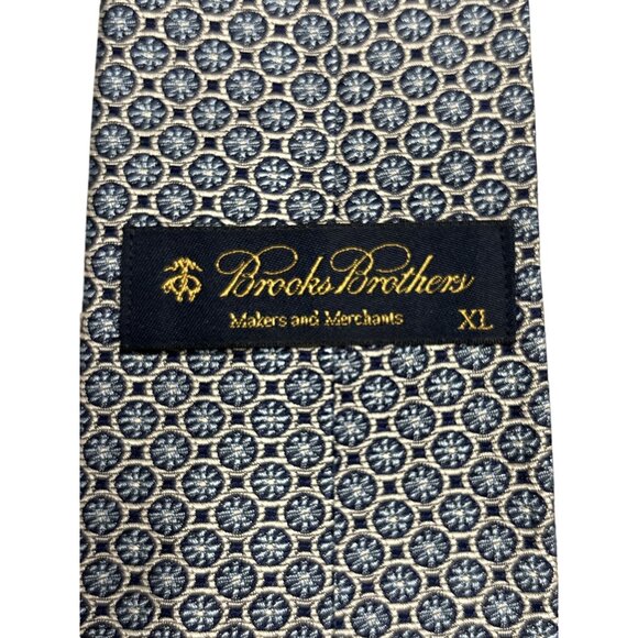 Brooks Brothers XL Navy & Silver Geometric Pattern 100% Silk Tie - Picture 2 of 7